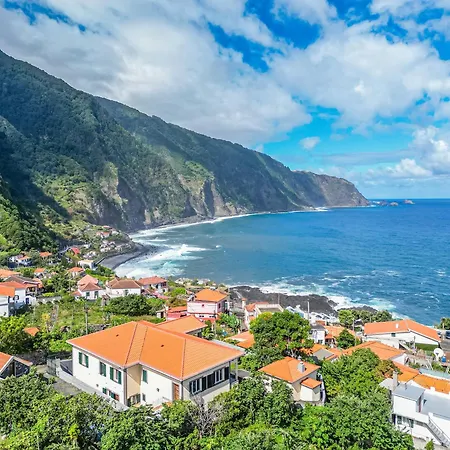 Хостел North Madeira *