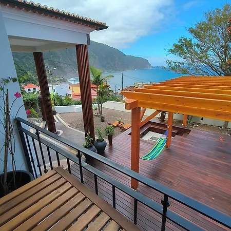 Хостел North Madeira