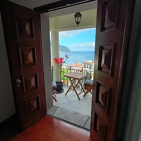 Хостел North Madeira Сейшал