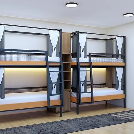 North Madeira Hostel *