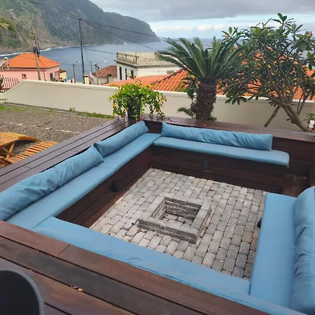 North Madeira Хостел