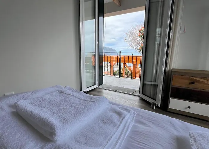 North Madeira Seixal (Madeira)